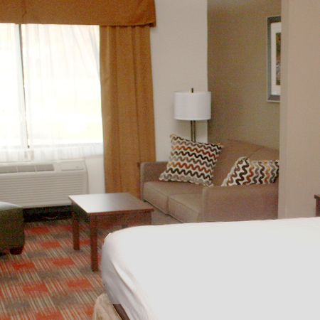 Holiday Inn Express & Suites Cumberland - La Vale By Ihg Bagian luar foto